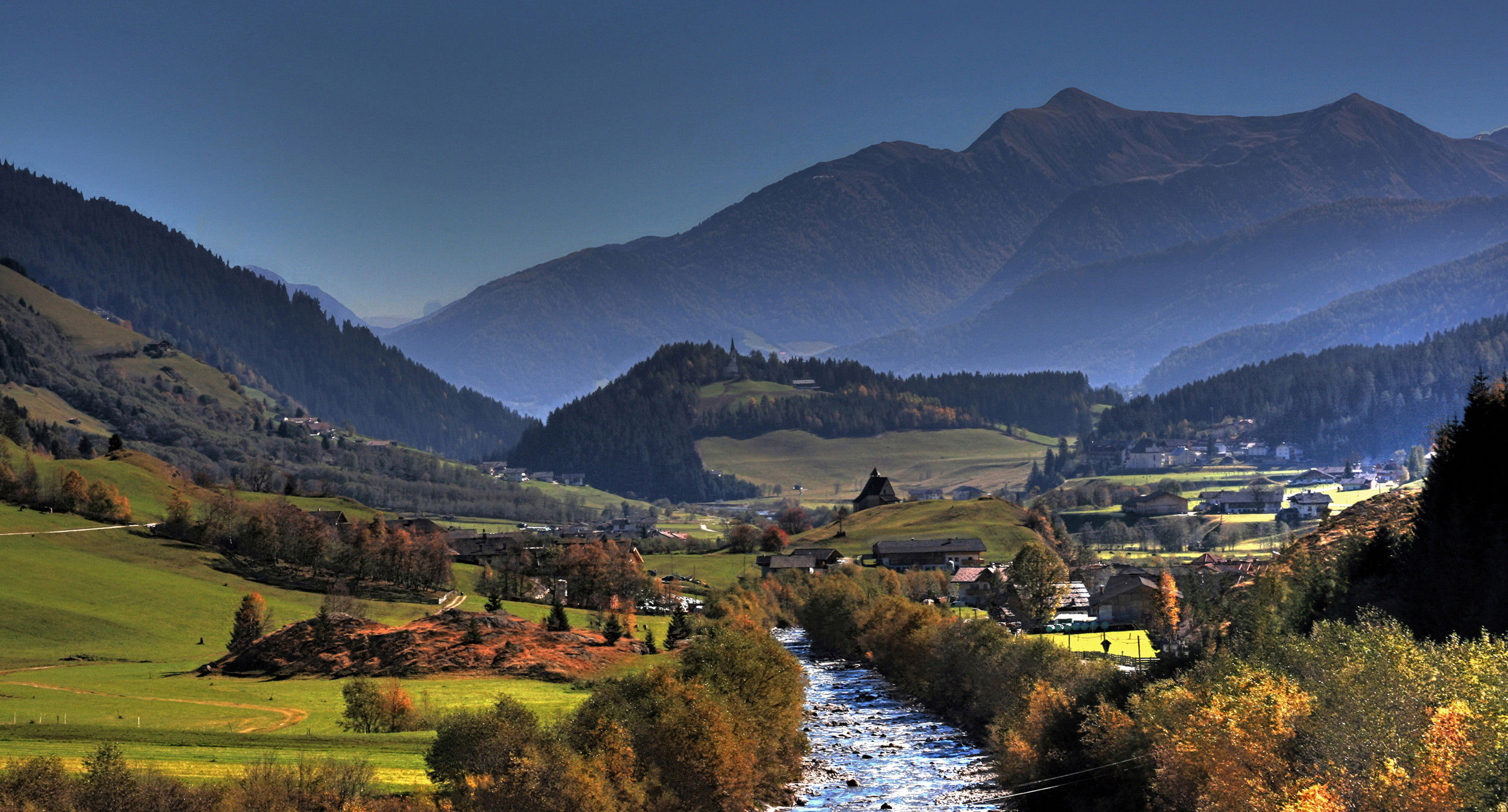 View of Ridnaun in autumn