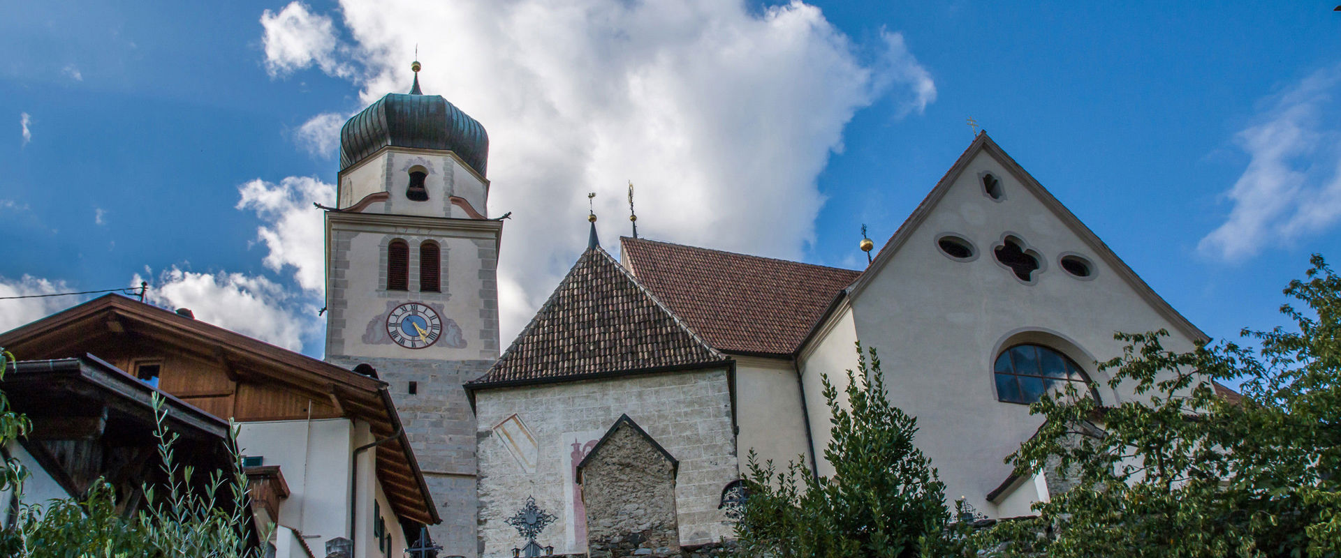 Pilgrimage church Riffian View of the church with steeple from below.