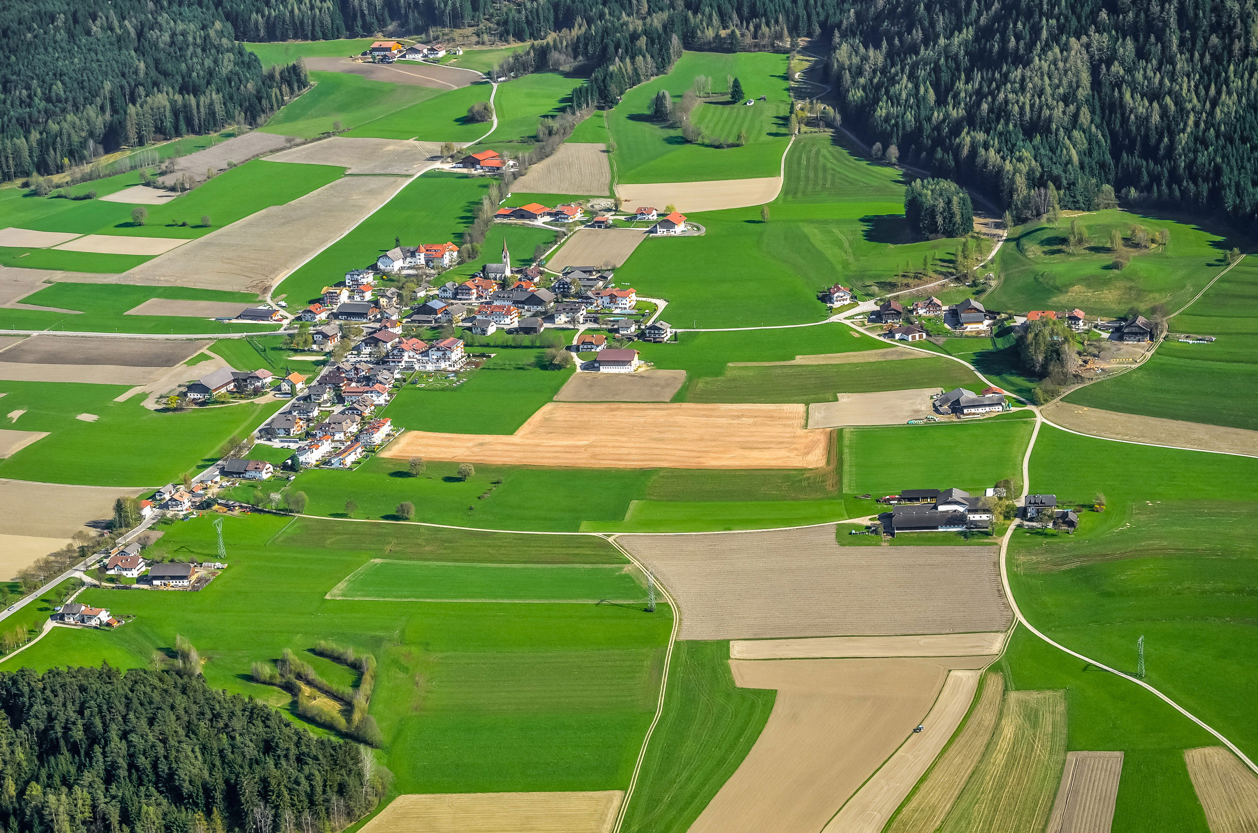 Stefansdorf with meadows & fields in summer