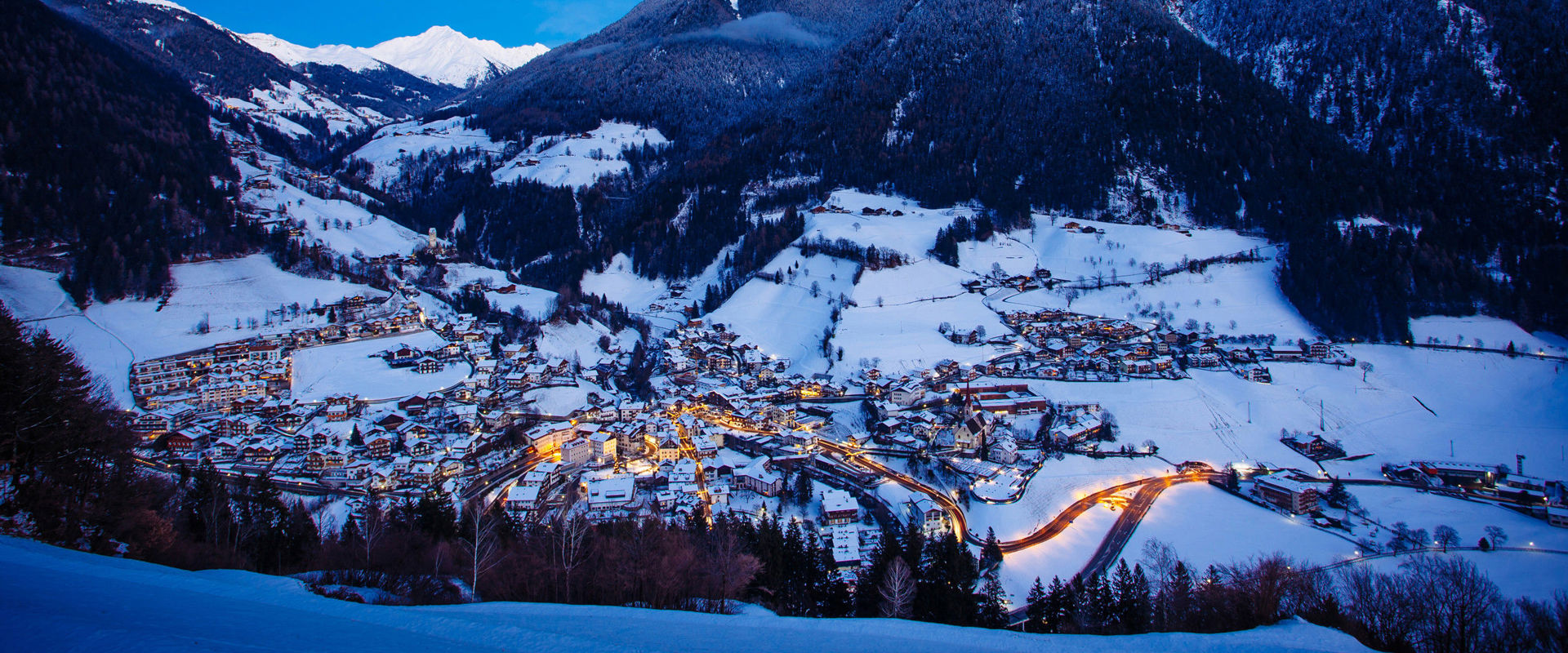 St. Leonhard in Passeier in winter View of the snow-covered valley and the village of St. Leonhard in Passeier.