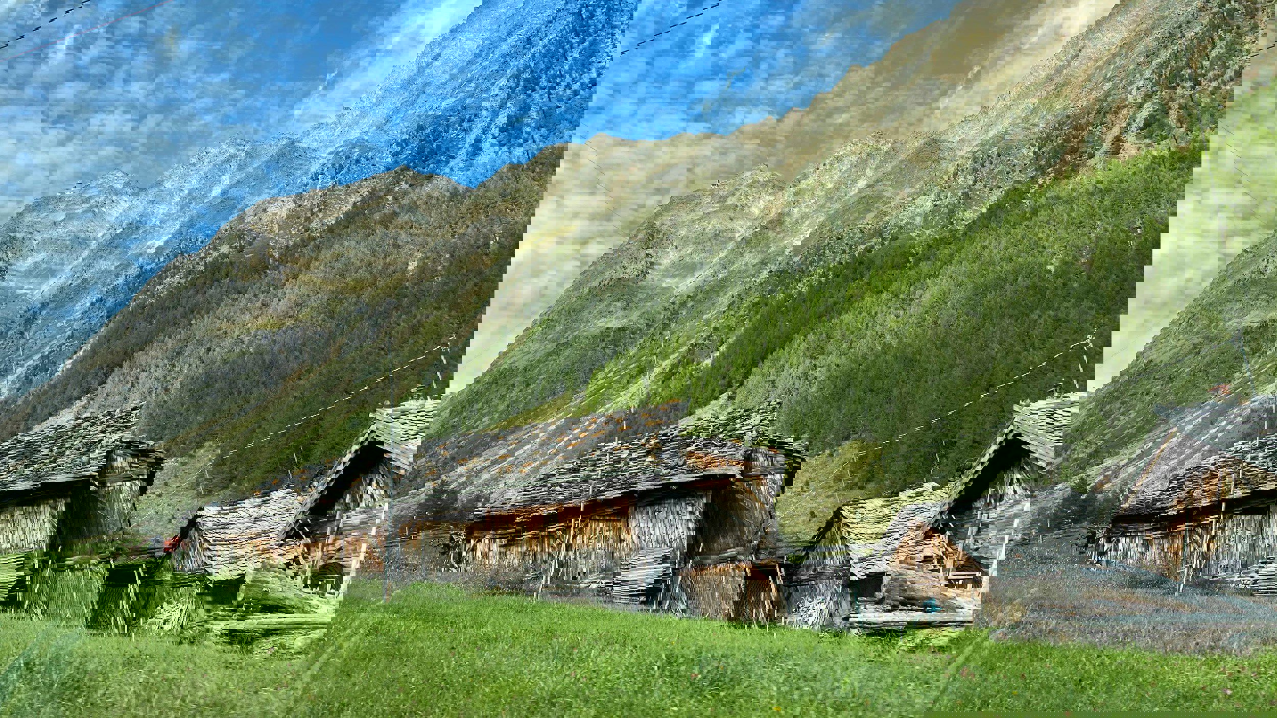 Old farms and huts in the Schnalstal Valley