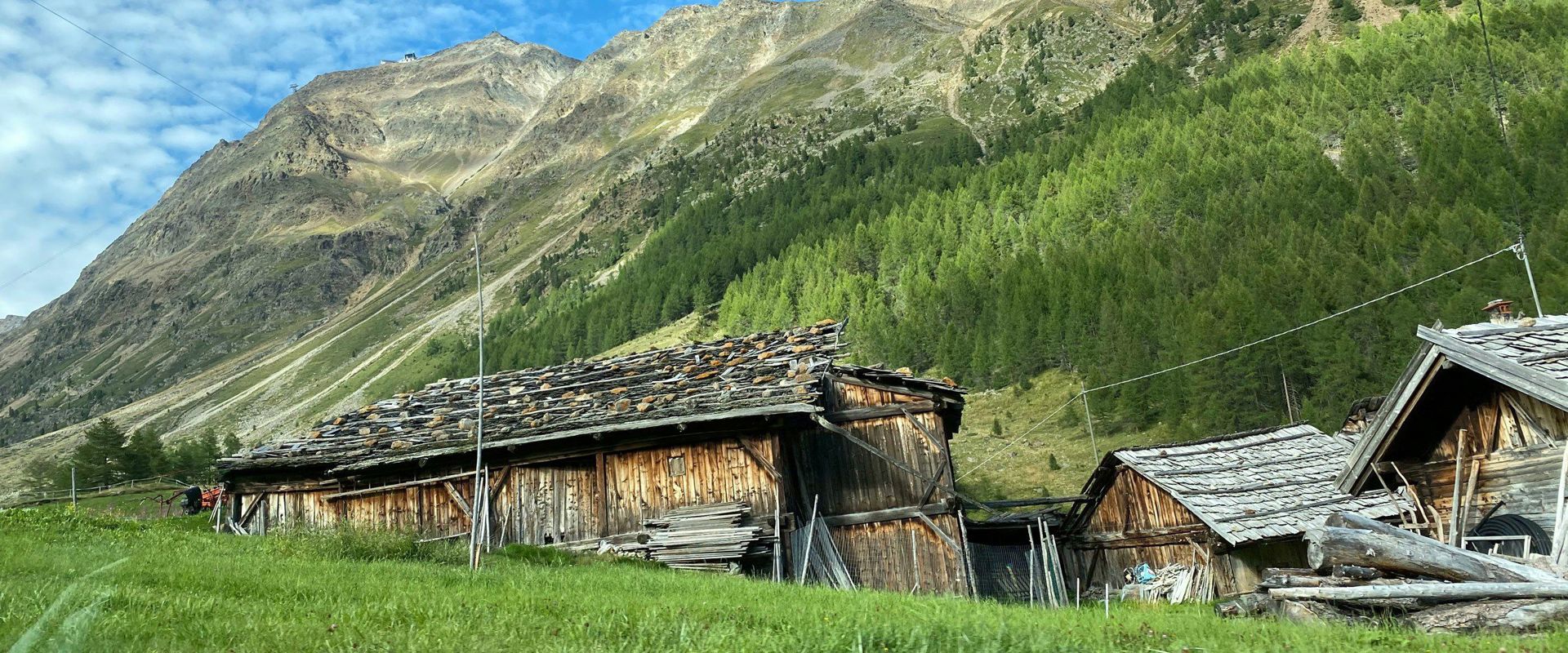 Schnals Old farms and huts in the Schnalstal Valley